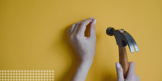 RECOVER YOUR WALL FROM NAIL HOLES